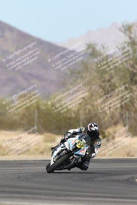media/Nov-02-2025-CVMA (Sun) [[337aff29ab]]/Race 11-Amateur Supersport Open/